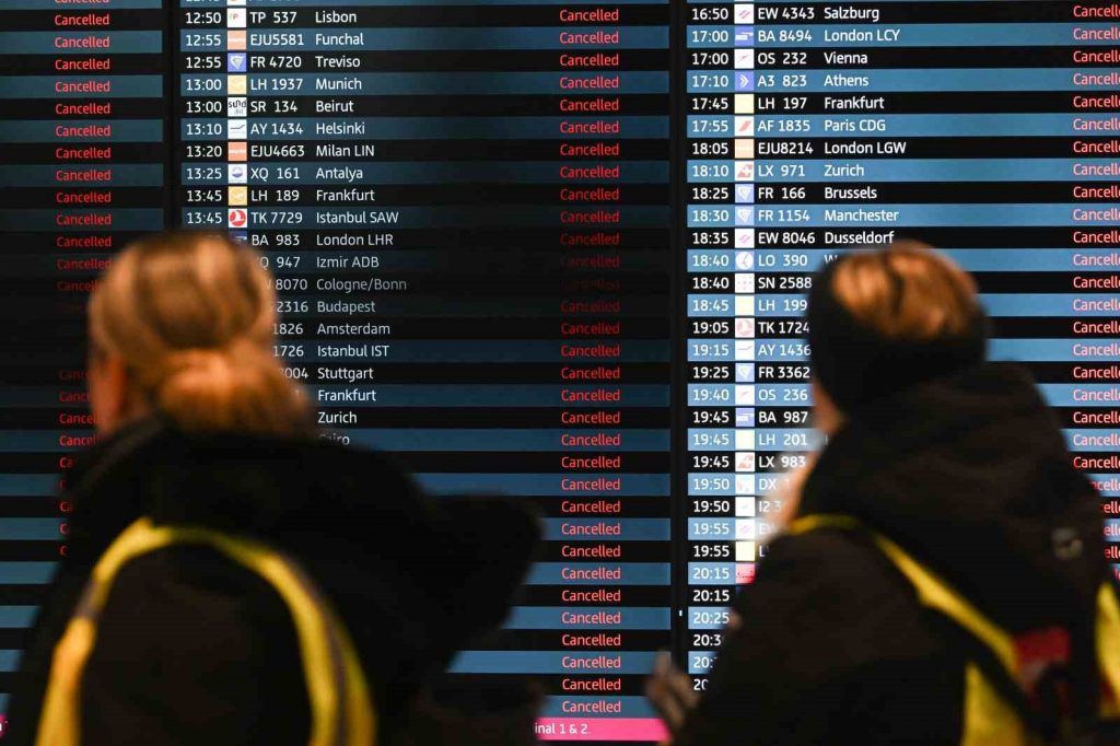Almanya’da yarın 7 havaalanında greve gidilecek