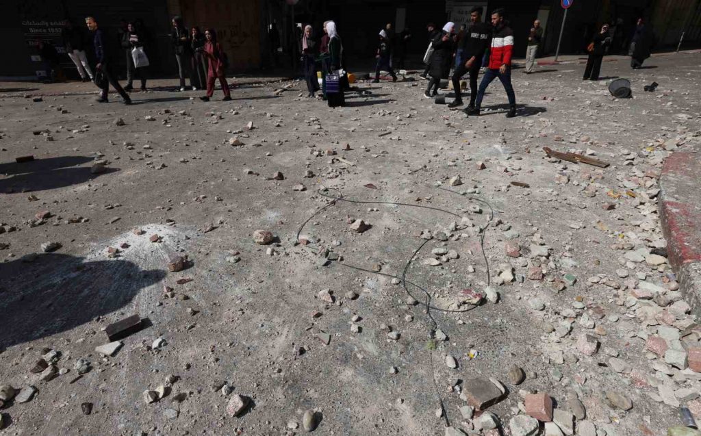 İsrail’in Nablus’ta düzenlediği baskınlarda bilanço ağırlaşıyor: 10 ölü, 100 yaralı