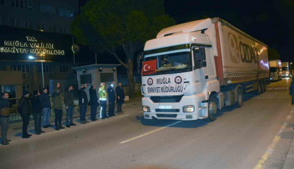 Muğla’dan deprem bölgesine 600’üncü TIR