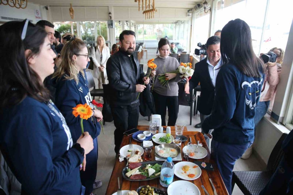 Bodrum Belediyesi Bodrumspor Kulübü Derneği, 8 Mart Dünya Kadınlar Günü’nde “Bodrum’un İncileri” ile bir araya geldi