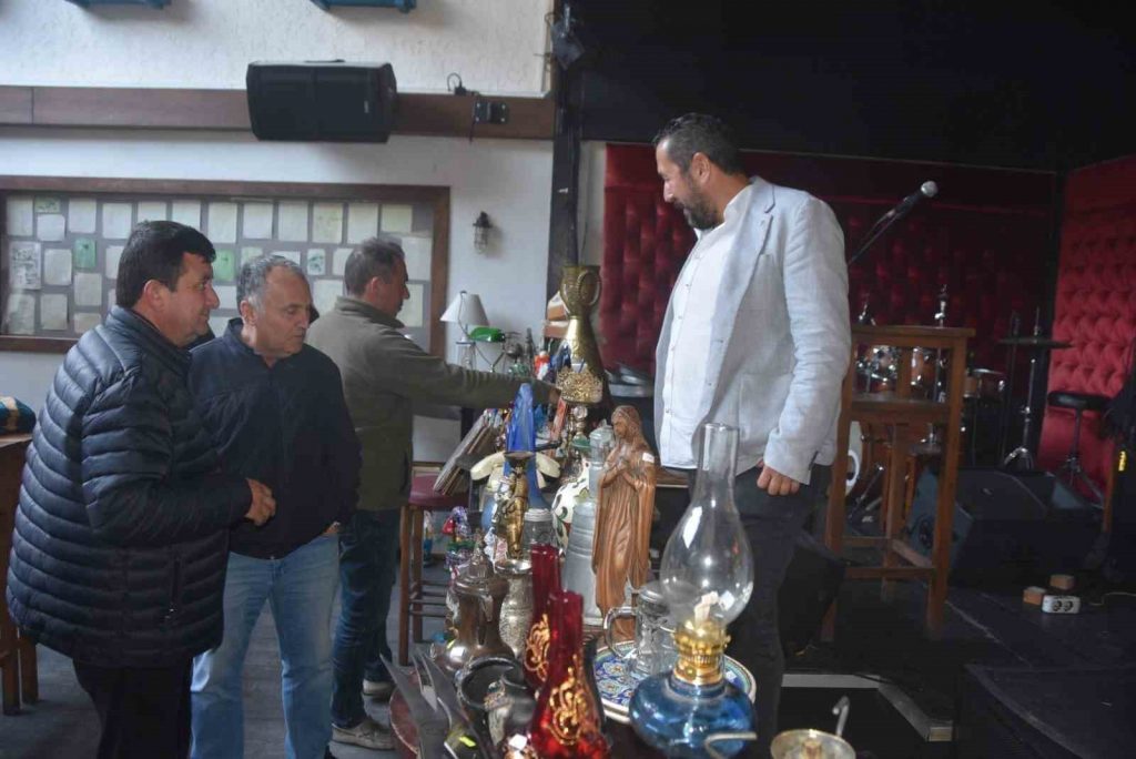 Bodrum’da düzenlenen müzayedeye ünlü akını