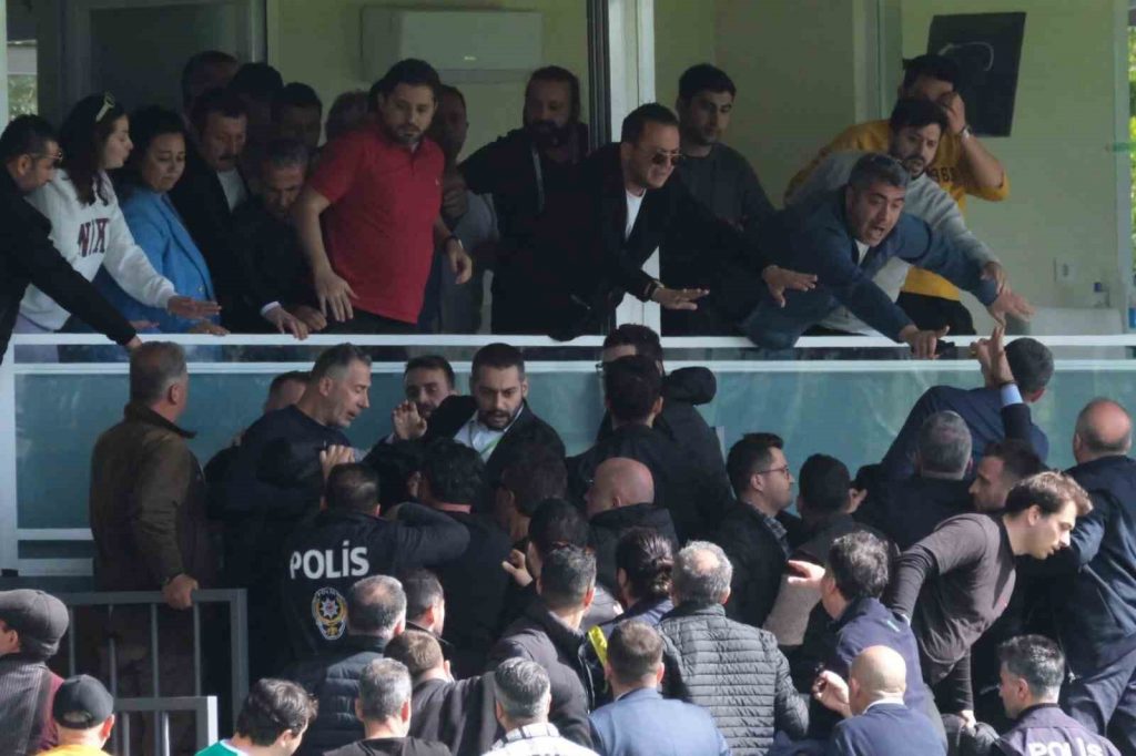 Bodrumspor – Çaykur Rizespor maçı sonrası yöneticiler arasında kavga