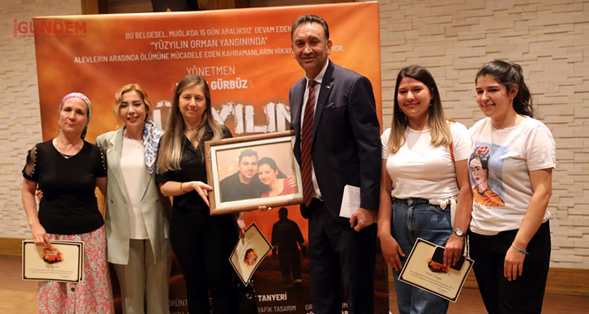 100 Yılın Yangını belgeselinin galası yapıldı