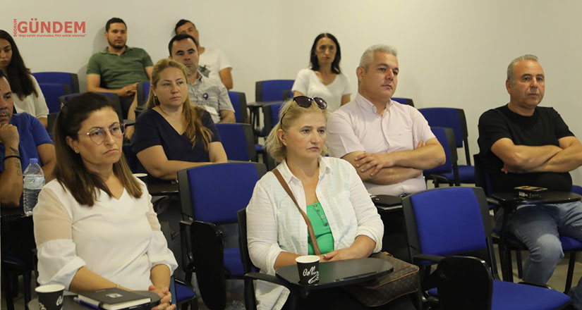 Psikolojik ilk yardım ve toplumsal cinsiyet rolleri atölyeleri