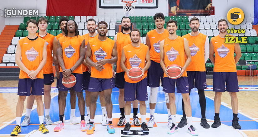 Çağdaş Bodrum Spor İlk Antrenmanı İçin Parkeye Çıktı