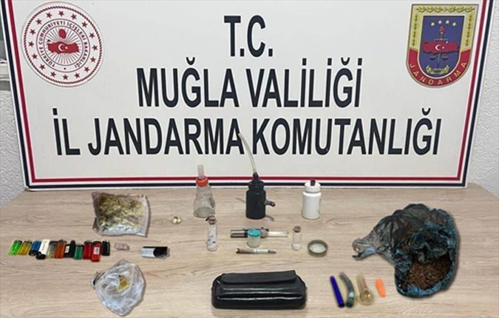 Muğla'da uyuşturucu operasyonlarında 16 zanlı yakalandı