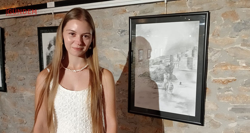Sedef Bilgin 19 yaşında ilk kişisel sergisini açtı