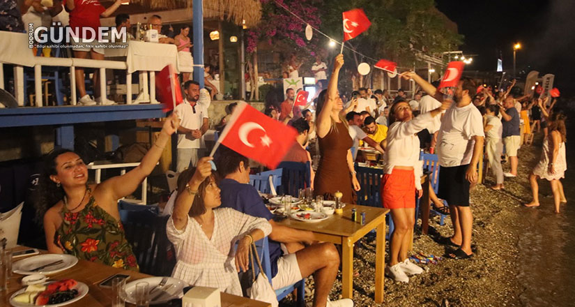 Zafer Bayramı Çökertme’de Büyük Coşkuyla Kutlandı