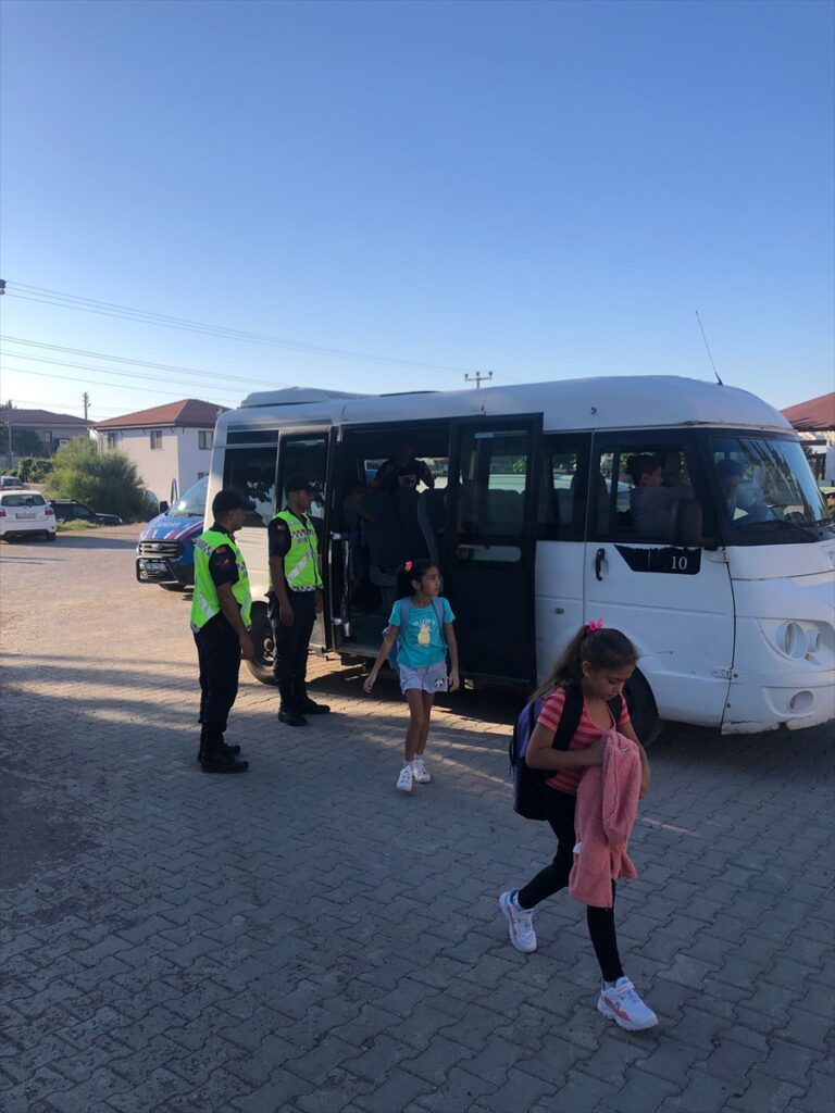 Datça'da jandarma ekipleri “huzur ve güven” uygulaması yaptı