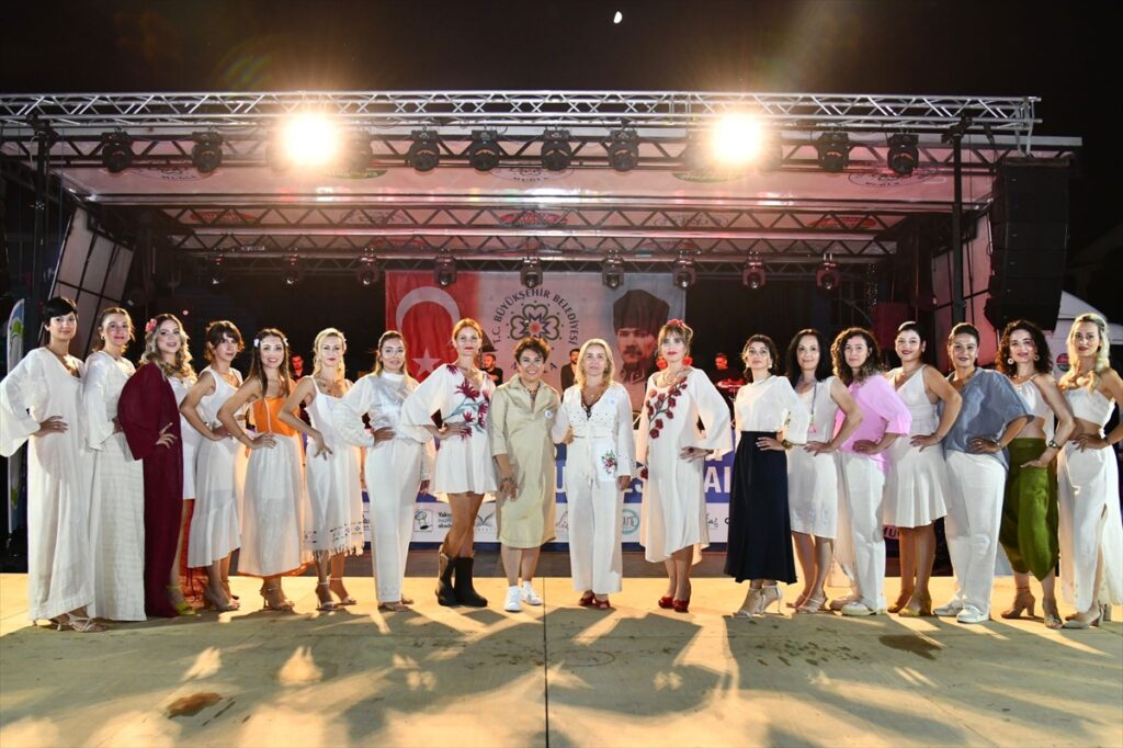 Fethiye'de “1. Fethiye Gastronomi Kültür ve Dostluk Festivali” düzenlendi