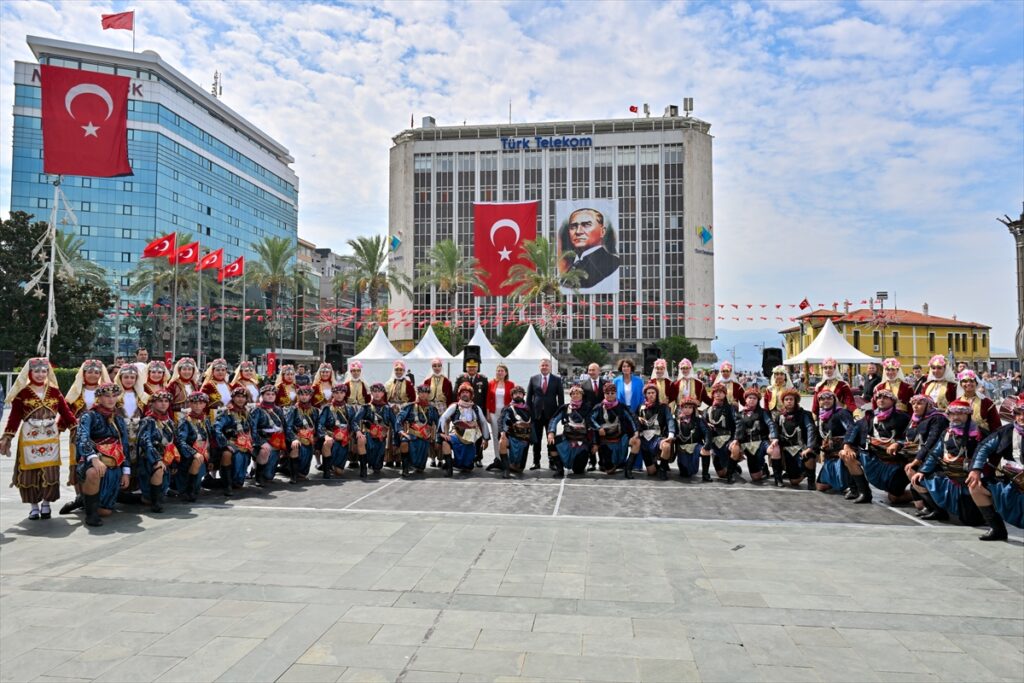 İzmir'in düşman işgalinden kurtuluşunun 101. yıl dönümü kutlanıyor