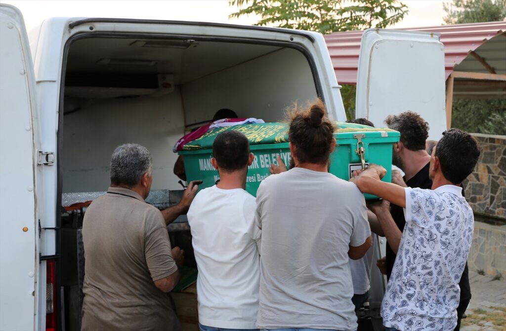 GÜNCELLEME – Manisa'da anne-kızı öldüren kişi intihar etti