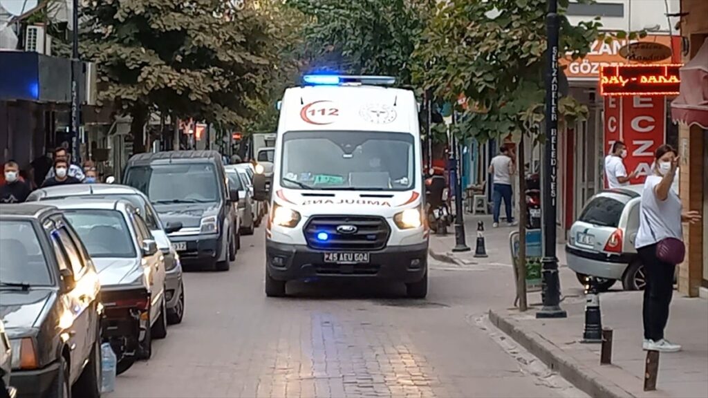 Manisa’da haşere ilaçlamasından sonra etkilenen vatandaşlar hastaneye başvurdu