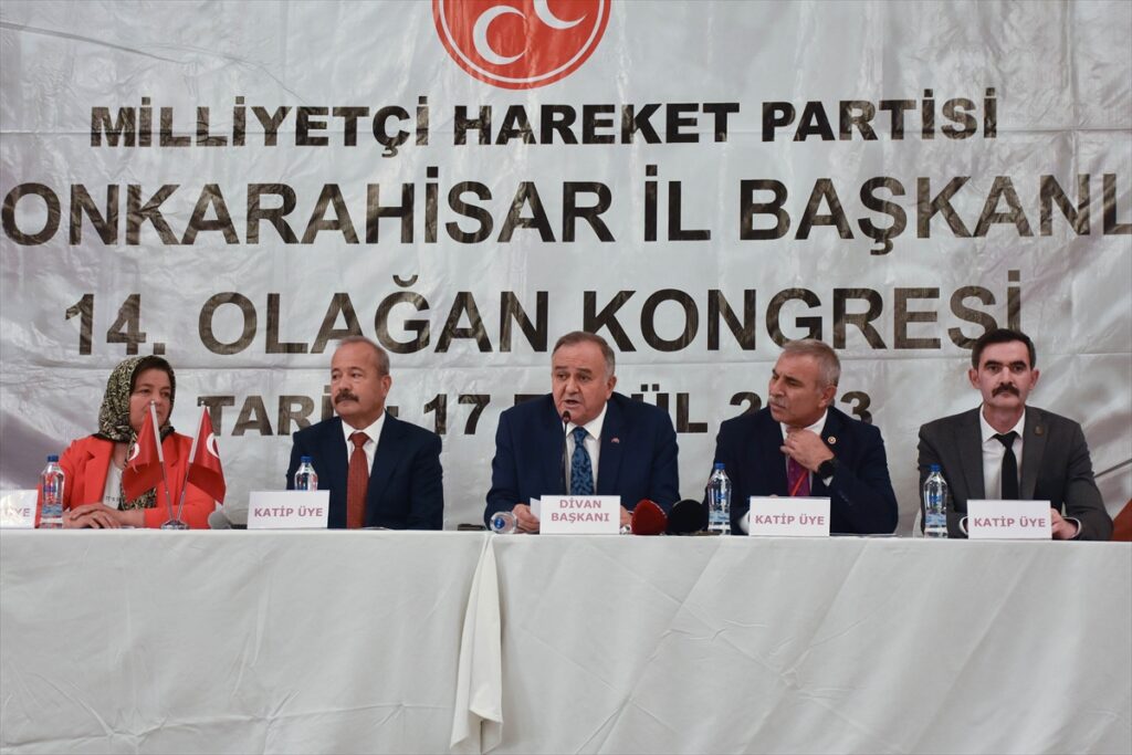 MHP Grup Başkanvekili Erkan Akçay, partisinin Afyonkarahisar kongresinde konuştu: