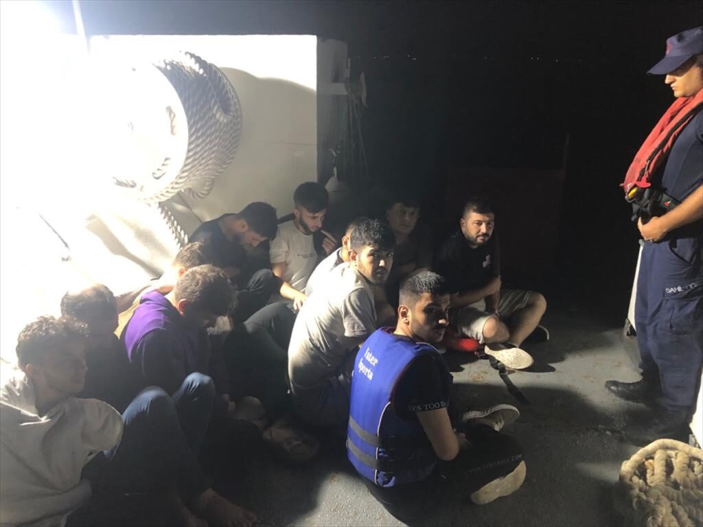Muğla'da 13 düzensiz göçmen yakalandı