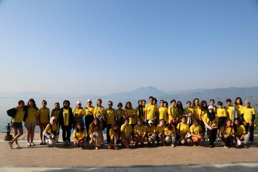 Muğla'da gençler “kamp ateşi”nde buluştu