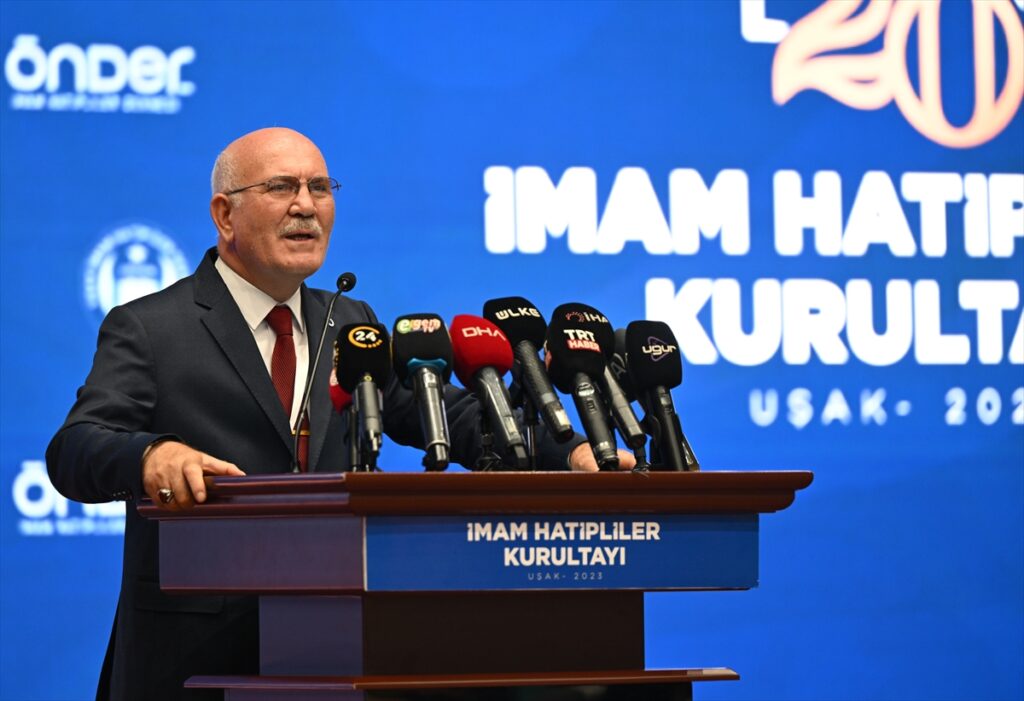 TBMM Başkanı Kurtulmuş, ÖNDER 20. İmam Hatipliler Kurultayı'nda konuştu: (1)