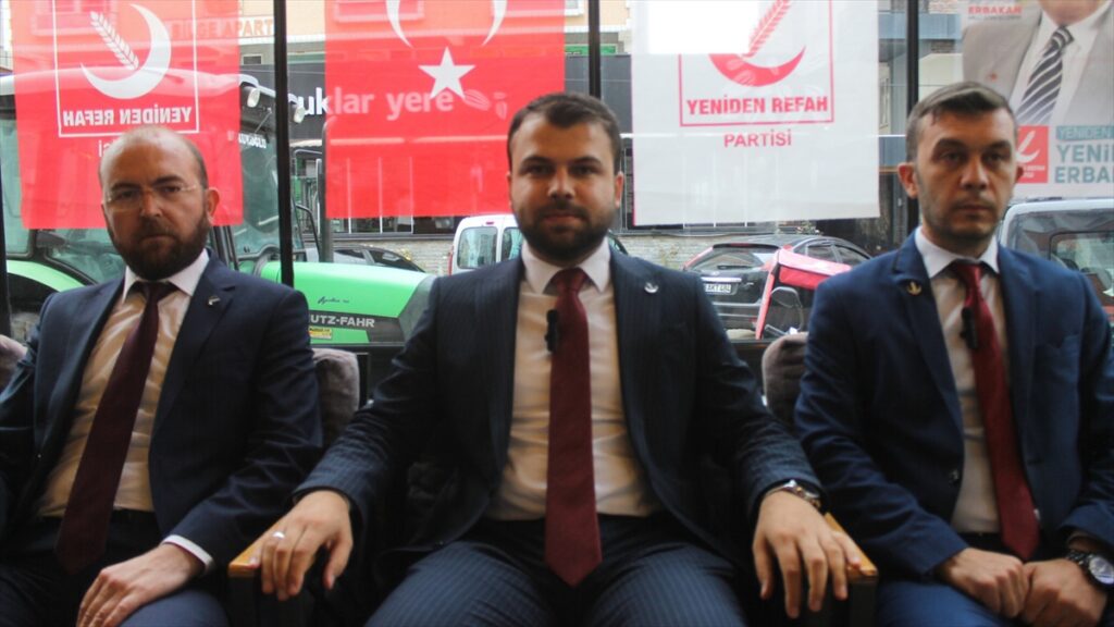 Yeniden Refah Partisi Genel Başkan Yardımcısı Müjdeci, Afyonkarahisar'da ziyaretlerde bulundu