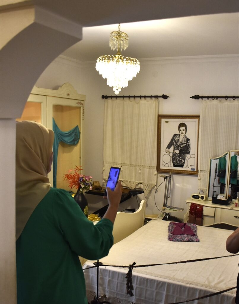 Zeki Müren vefatının 27. yılında Bodrum'da anıldı