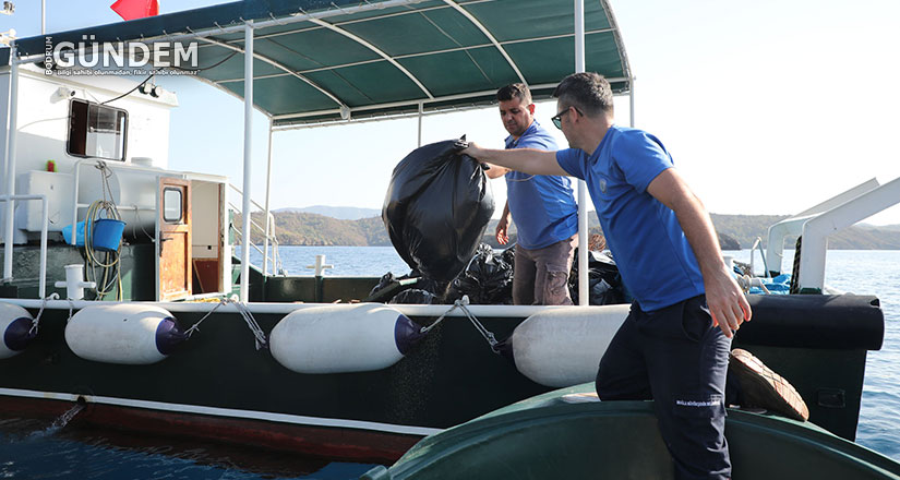 Gökova Körfezinde Araç Yolu Olmayan Koylar Temizleniyor