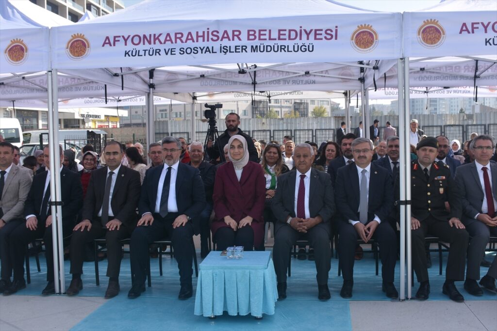Afyonkarahisar'da Engelsiz Gastronomi Mutfağı ve Terapi Merkezi açıldı