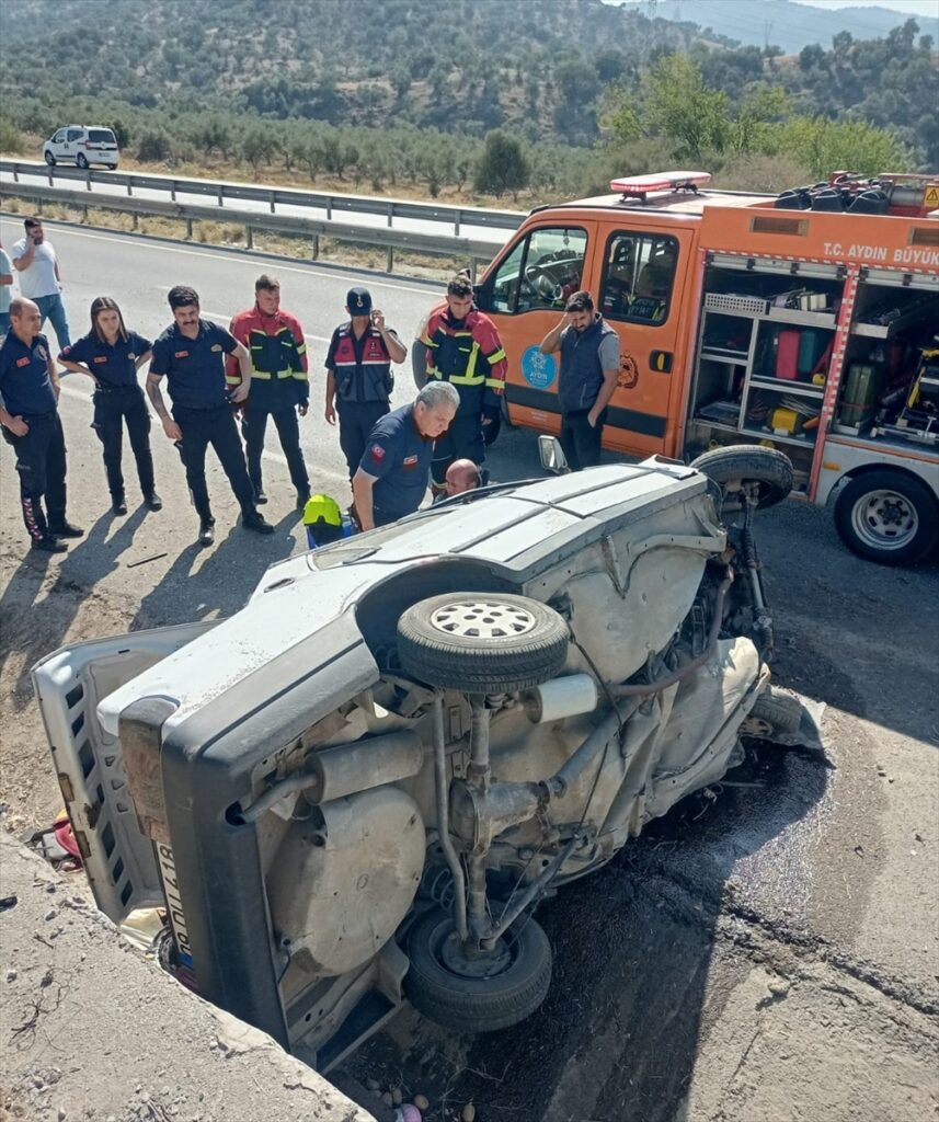 Aydın'da devrilen otomobildeki 1 kişi öldü, 2 kişi yaralandı