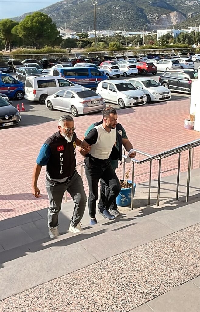 Bodrum’da 1 gencin öldüğü silahlı kavgaya ilişkin 2 şüpheli tutuklandı