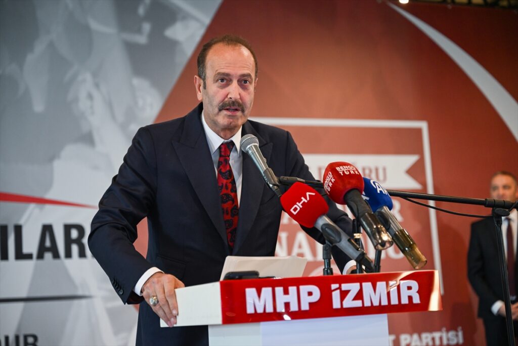 MHP'nin Genişletilmiş Bölge İstişare Toplantısı İzmir'de yapıldı