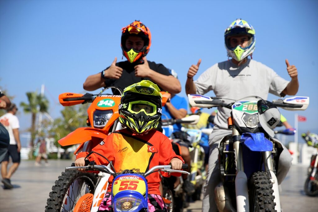 Türkiye Süper Enduro Şampiyonası'nın son etabı Fethiye'de başladı