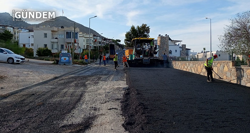 Bodrum’da Sıcak Asfalt Çalışmaları Devam Ediyor