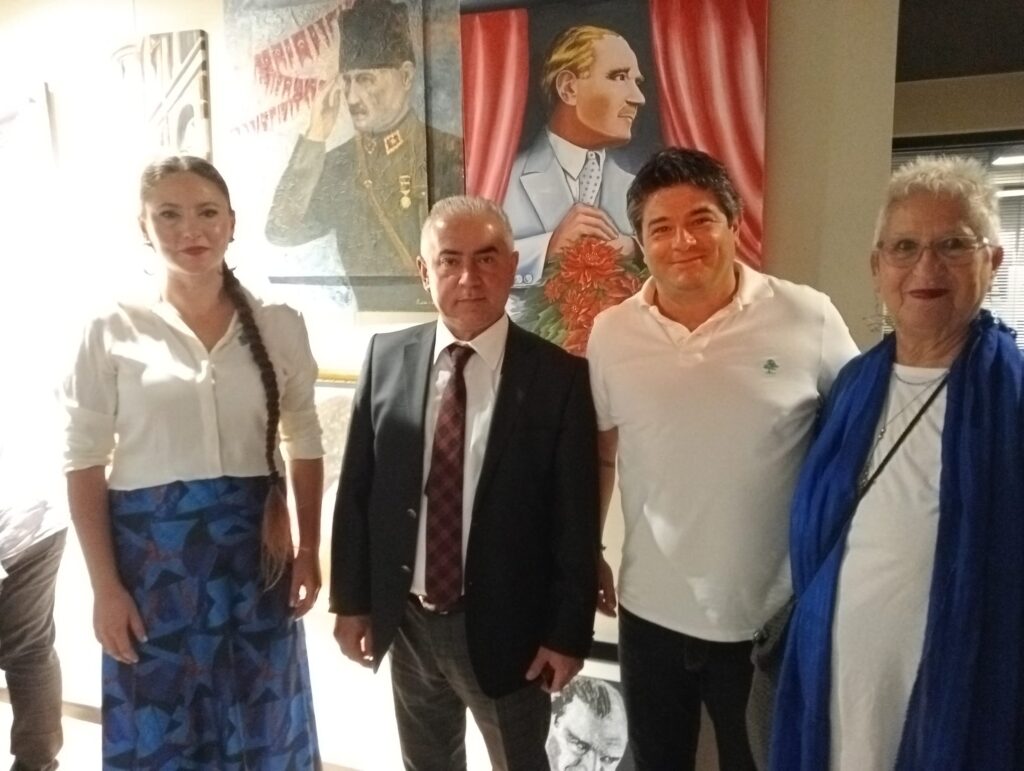 Cumhuriyet’in 100. Yıl Sergisi Oasis Sanat Galerisinde