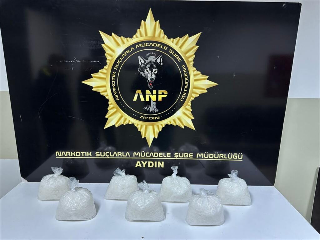Aydın'da 7 kilogram sentetik uyuşturucu ele geçirildi,