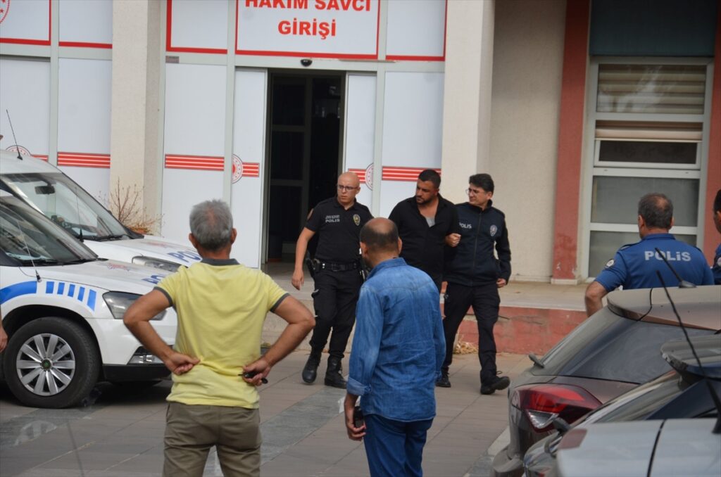 Aydın'da adliyede çıkan kavgada 1 kişi yaralandı