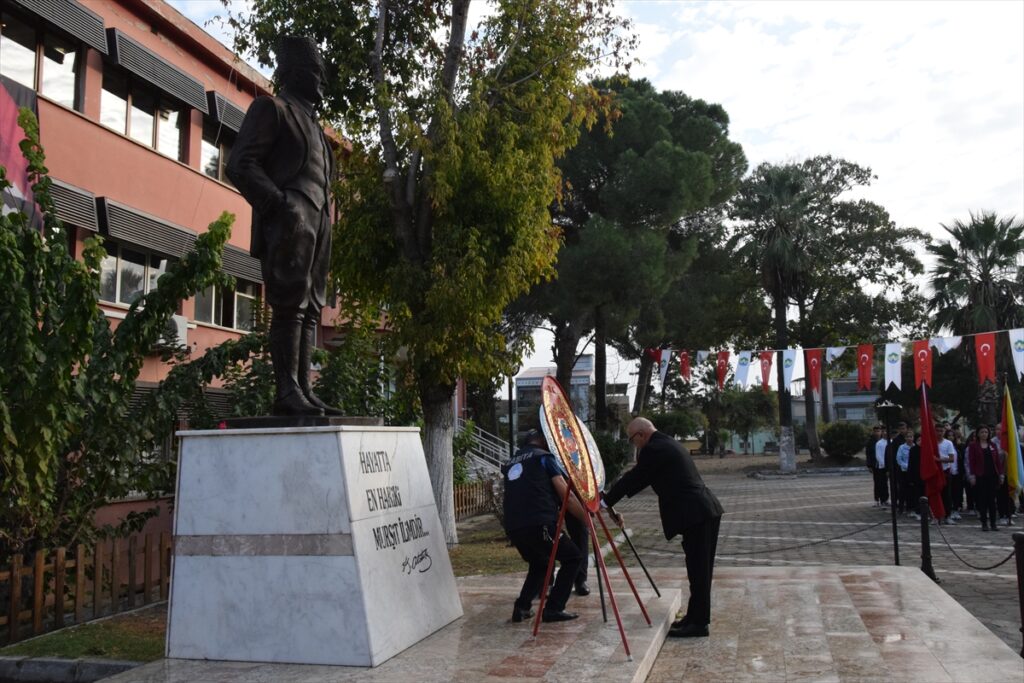 Büyük Önder Atatürk, Aydın'ın ilçelerinde anıldı