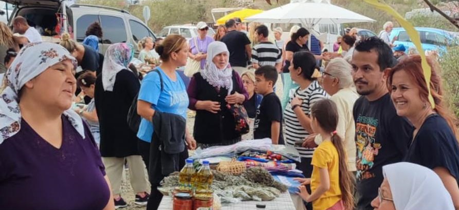Etrim Köyü panayırı renkli görüntülere sahne oldu