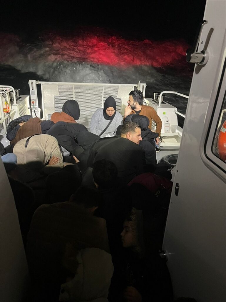 Muğla açıklarında 31 düzensiz göçmen kurtarıldı