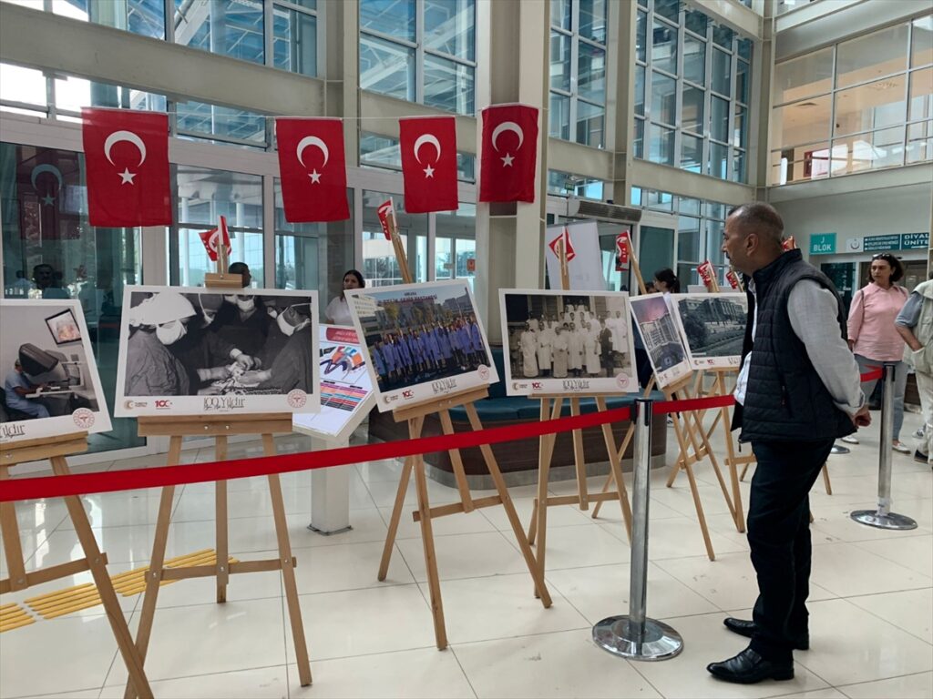 Muğla'da “100 Yıldır Aynı Aşkla ve Heyecanla” temalı fotoğraf sergisi açıldı
