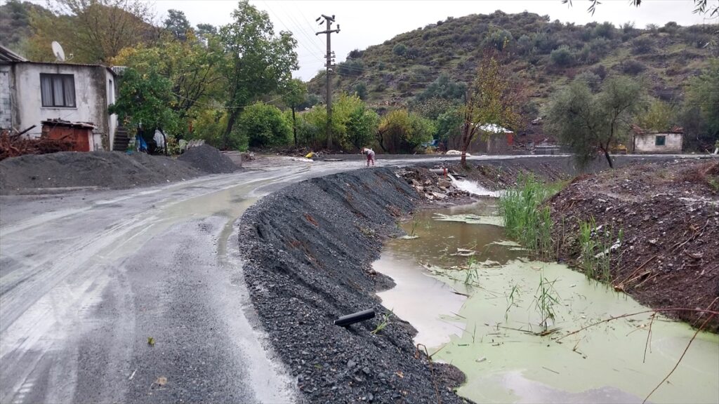 Muğla'da sağanak etkili oldu
