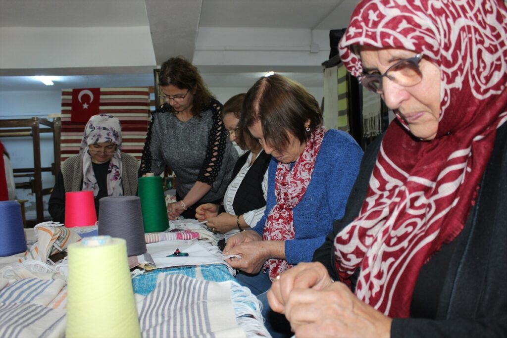 Ödemiş Halk Eğitim Merkezi, ürettiği ürünler için marka tescili başvurusu yaptı