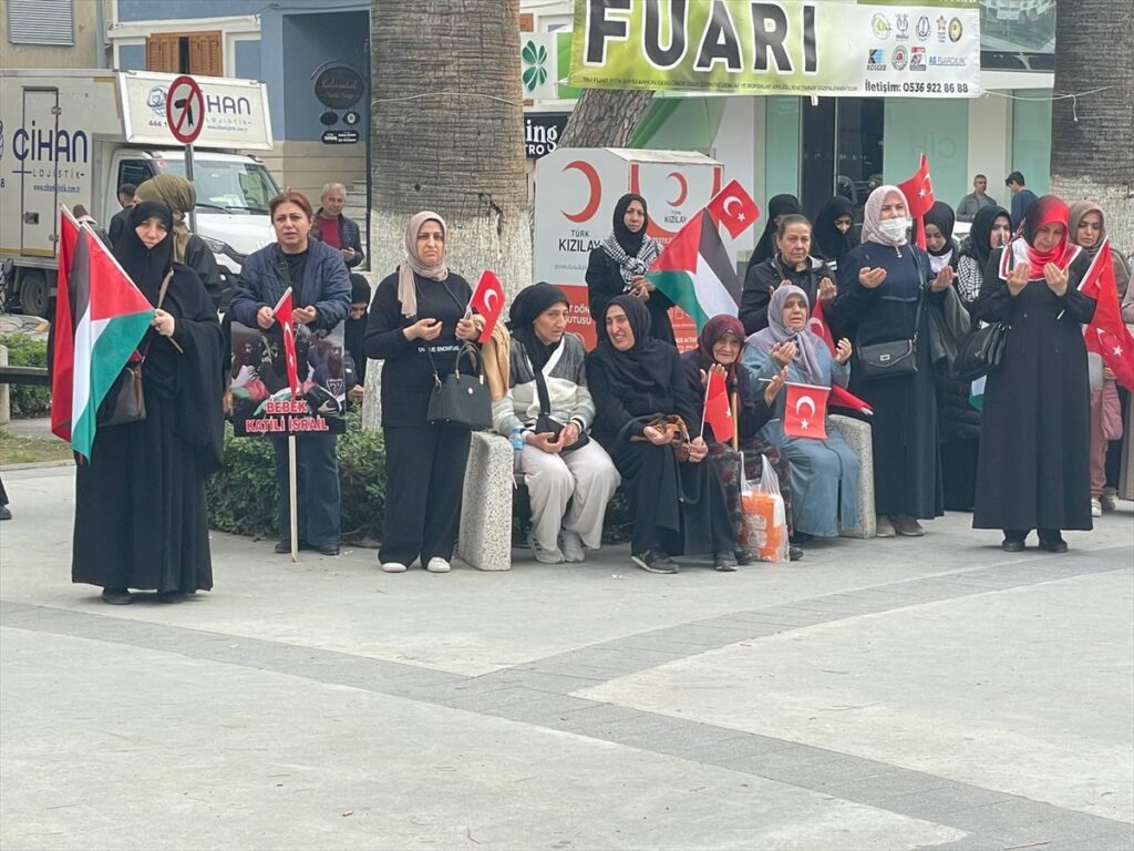 Söke'de İsrail'in Gazze'ye yönelik saldırıları protesto edildi
