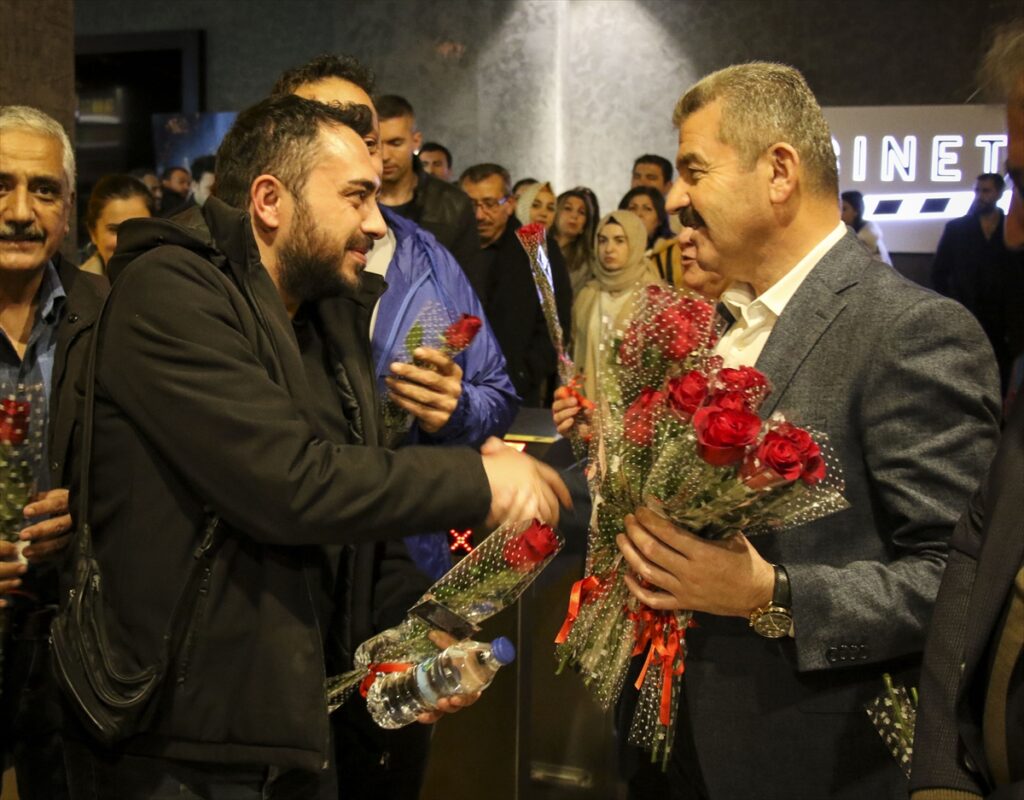Uşak'ta öğretmenler “Aybüke; Öğretmen Oldum Ben!” filmini izledi