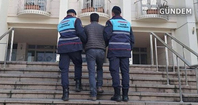 Kesinleşmiş hapis cezaları bulunan iki firari hükümlü yakalandı