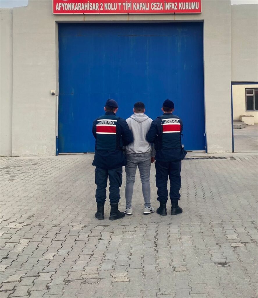 Afyonkarahisar'da kesinleşmiş hapis cezası bulunan hükümlü yakalandı