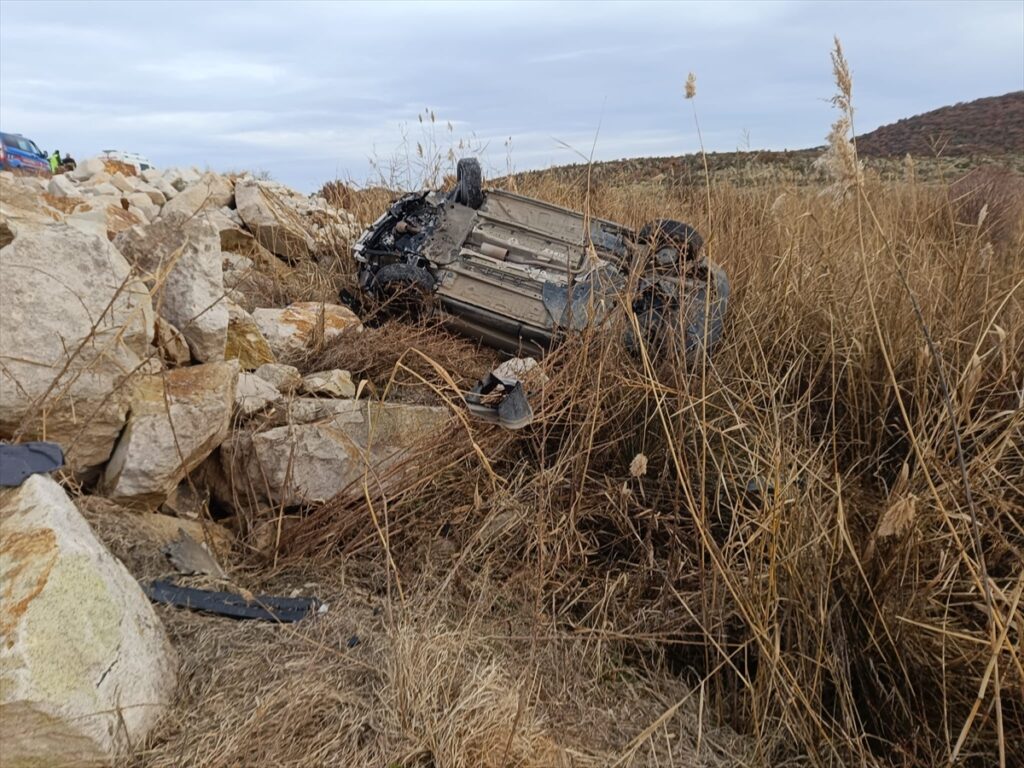 Afyonkarahisar'daki trafik kazalarında 5 kişi yaralandı