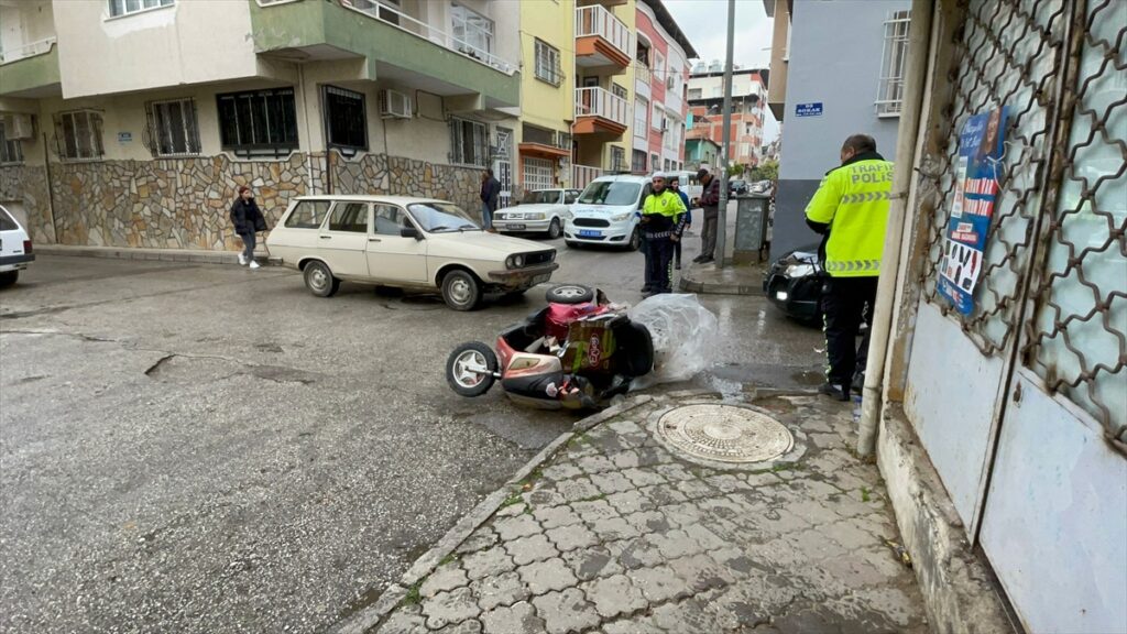 Aydın'da otomobilin çarptığı elektrikli bisiklet sürücüsü yaralandı