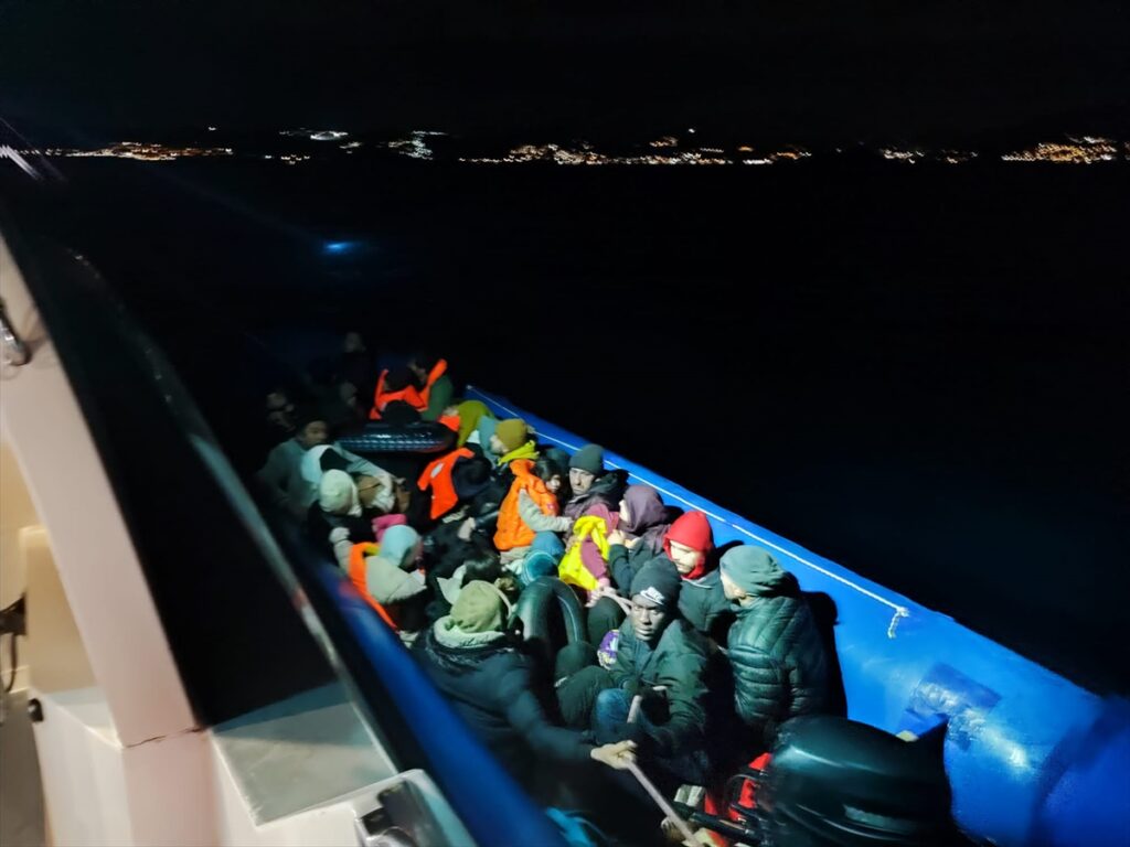 Bodrum açıklarında 156 düzensiz göçmen yakalandı