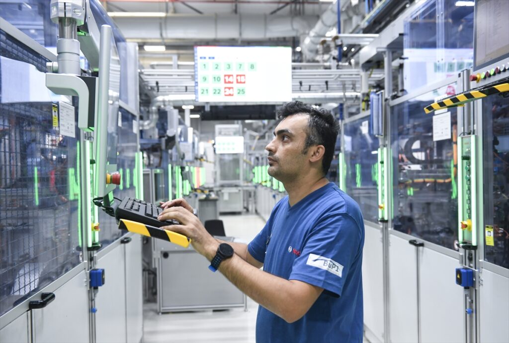 Bosch üretimde üretken yapay zekayı deneyimliyor