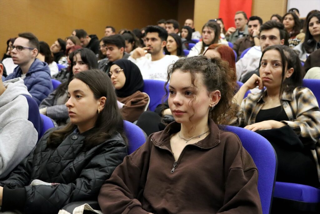 FTSO Başkanı Çıralı, “Girişimciliğe Dair” söyleşisine katıldı
