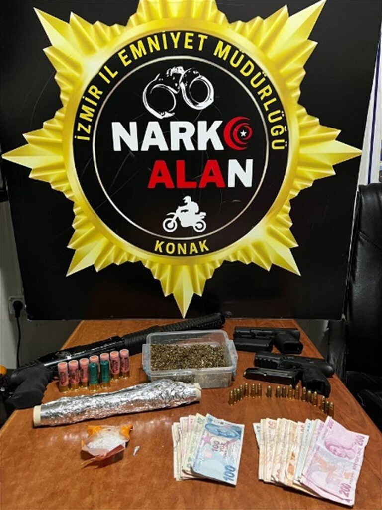Konak'taki uyuşturucu operasyonunda 2 kişi yakalandı