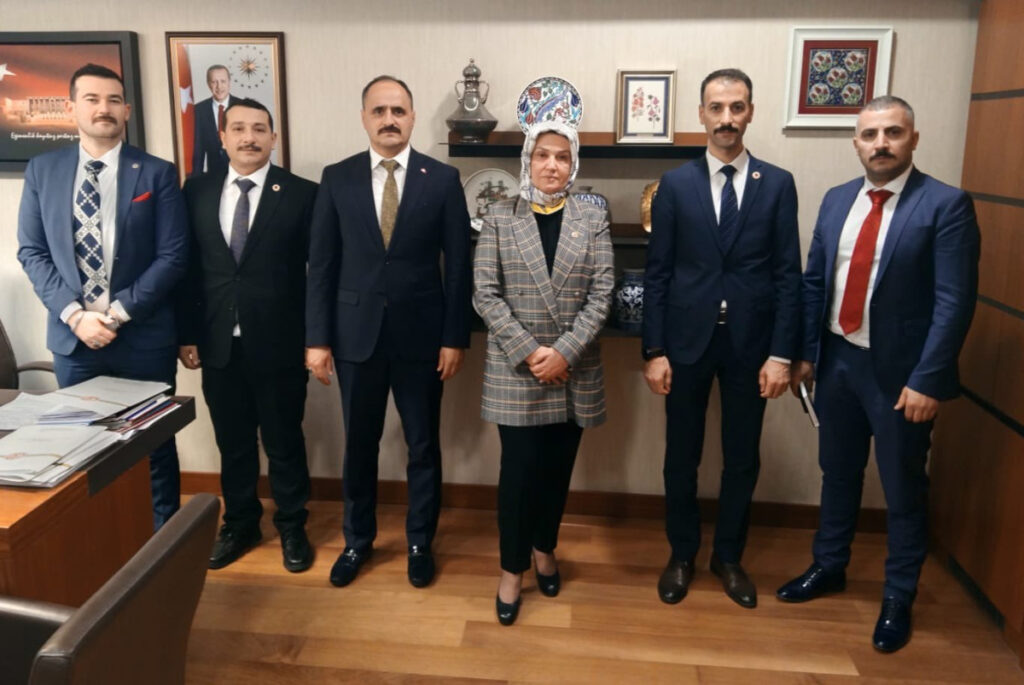 Atanamayan Uzmanlar Derneği Meclis Görüşmelerine Devam Ediyor…